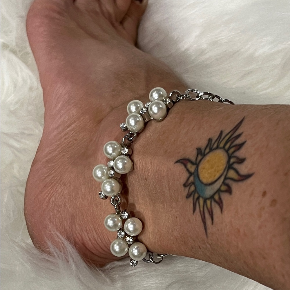 Elegant Pearl + Rhinestone silver Ankle Bracelet Anklet